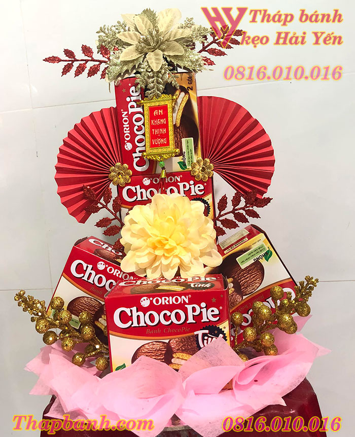 Mẫu tháp bánh kẹo Chocopie trưng ngày Tết